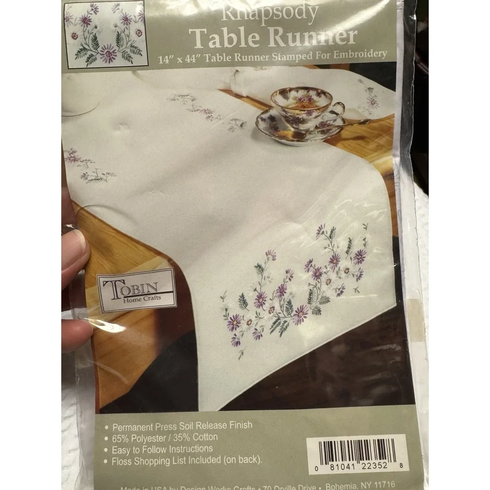 Tobin RHAPSODY Table Runner Stamped for Embroidery 14